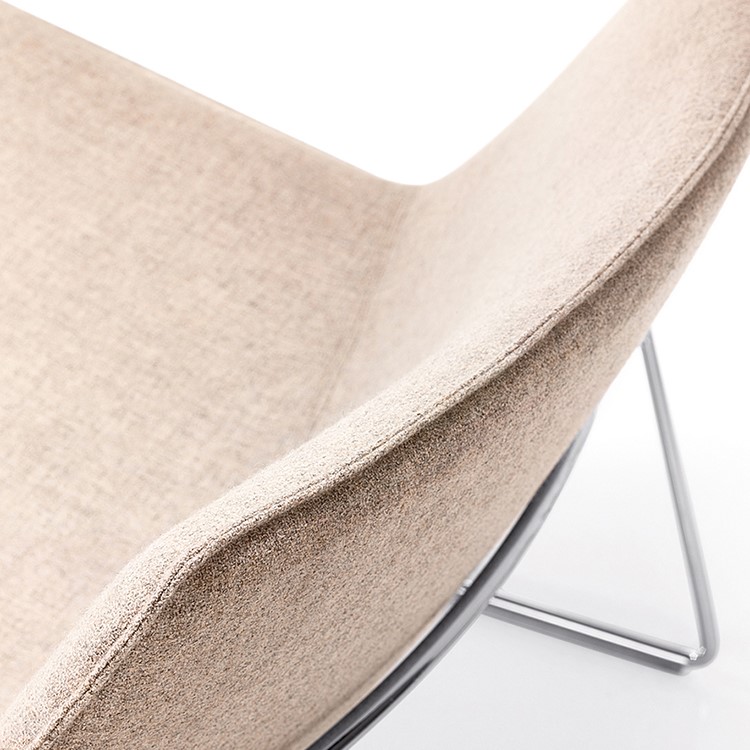Detail stoffering Catifa 80 lounge fauteuil