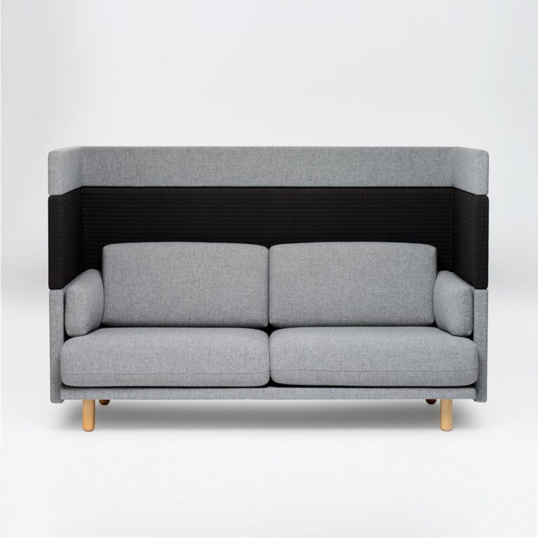 De Vorm Arnhem Sofa met hoge rug in 2 kleuren rug stoffering