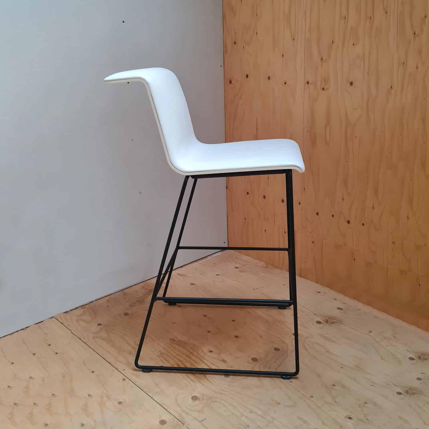 Bulo Tab Bar stool – refurbished